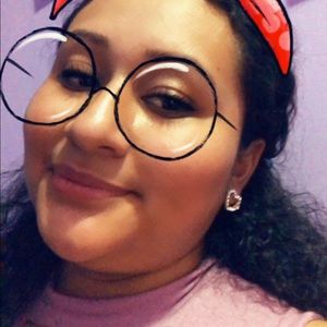 Meet your Posher, Sandy